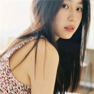 三个后院海报